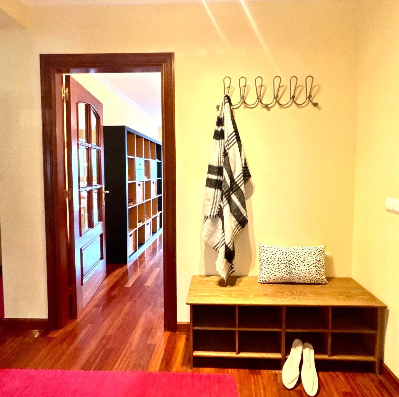 דירות באיונה Holibai, Chulina, Cerca De La Playa, Con Piscina Y Parking מראה חיצוני תמונה